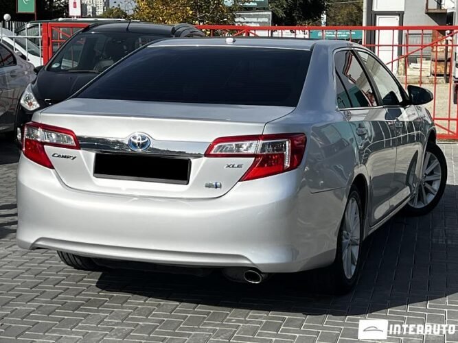 Toyota Camry 2012