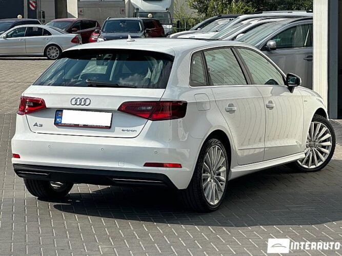 Audi A3 E-tron 2015