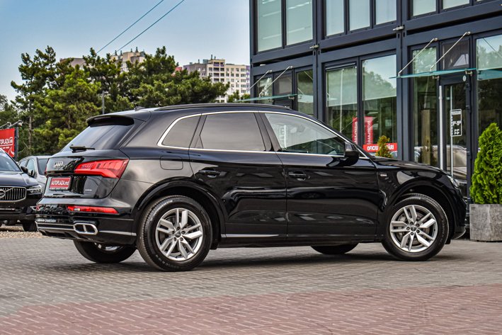 Audi Q5 2020, Plug-In Hybrid, 2.0, Automata, Negru 