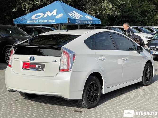 Toyota Prius 2014