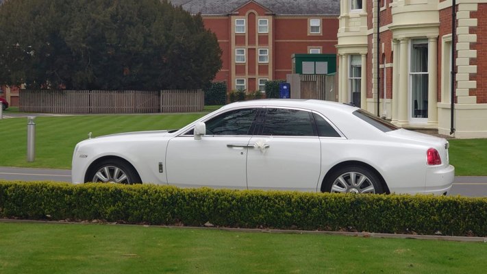 Grand Chauffeurs Wedding Car Hire Manchester RollsRoyce Hire