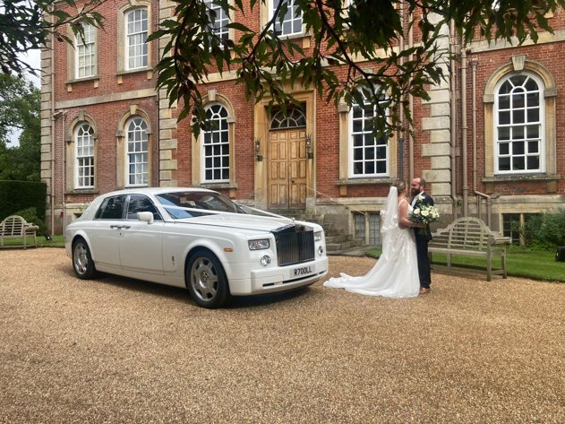 Love Wedding Car Hire